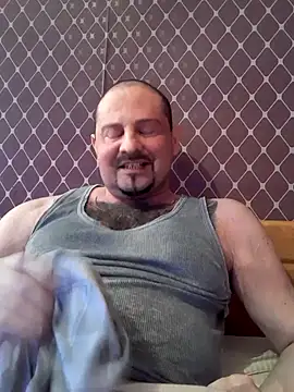Snapshot of _NEREZA_ chatting on 05-23-26, 02:32 NEREZA online show from 05-23-26, 02:32