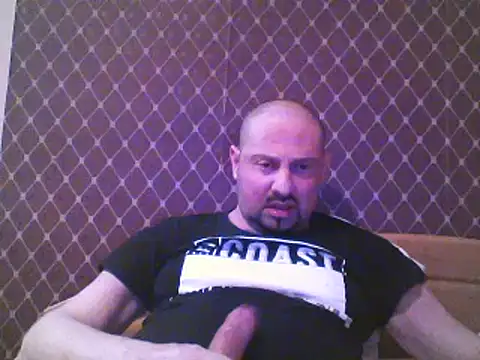 Snapshot of _NEREZA_ chatting on 05-27-26, 06:16 NEREZA online show from 05-27-26, 06:16