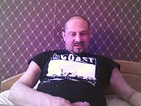Snapshot of _NEREZA_ chatting on 06-04-26, 03:07 NEREZA online show from 06-04-26, 03:07
