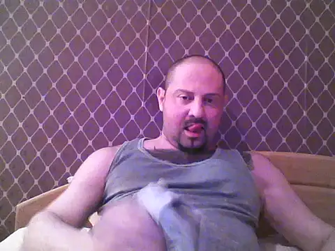 Snapshot of _NEREZA_ chatting on 06-06-26, 03:06 NEREZA online show from 06-06-26, 03:06