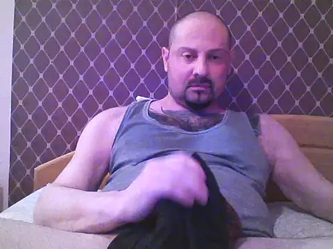 Snapshot of _NEREZA_ chatting on 06-16-26, 05:04 NEREZA online show from 06-16-26, 05:04
