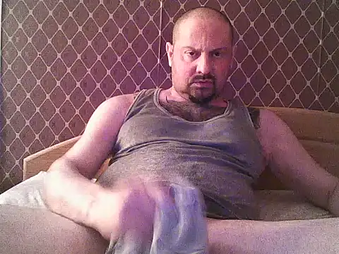 Snapshot of _NEREZA_ chatting on 06-17-26, 02:40 NEREZA online show from 06-17-26, 02:40