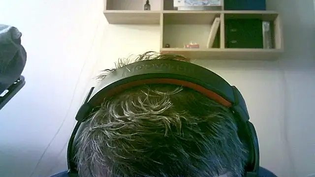 Snapshot of SirAbuser chatting on 07-01-26, 07:13 SirAbuser online show from 07-01-26, 07:13