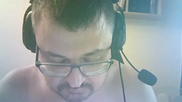 Snapshot of SirAbuser chatting on 07-28-26, 06:20 SirAbuser online show from 07-28-26, 06:20