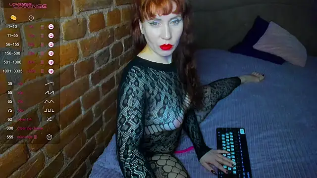 Cutiee Alicee online show from 02-01-25, 01:44