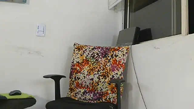 Snapshot of Mirianzapata_1 chatting on 07-16-26, 06:41 Mirianzapata 1 online show from 07-16-26, 06:41