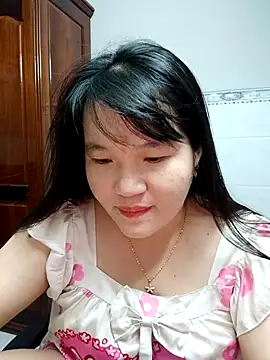  Babyrose  online show from 10-04-25, 03:43