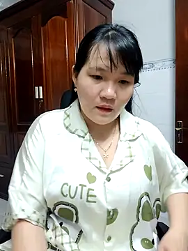  Babyrose  online show from 10-14-25, 04:19