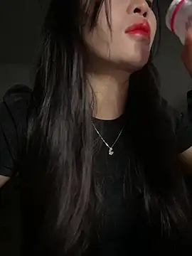 Snapshot of Lissa_xinh09 chatting on 10-18-25, 12:50 Lissa xinh09 online show from 10-18-25, 12:50