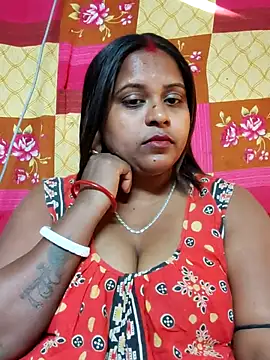 Hot-Show2 online show from 02-12-26, 10:32