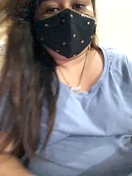 indian-hotmilfs online show from 09-10-25, 01:22