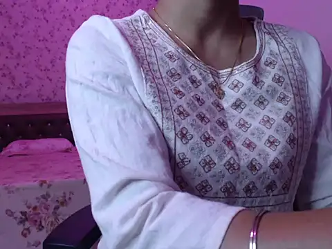 snow white123 online show from 11-22-25, 09:03