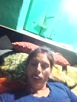 Snapshot of Arti13A chatting on 04-28-26, 03:06 Arti13A online show from 04-28-26, 03:06