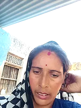 Snapshot of Arti13A chatting on 05-10-26, 09:47 Arti13A online show from 05-10-26, 09:47