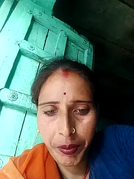 Snapshot of Arti13A chatting on 06-10-26, 02:01 Arti13A online show from 06-10-26, 02:01