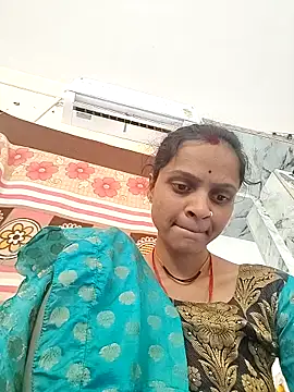 Snapshot of Sonam_dhakad chatting on 04-07-26, 06:47 Sonam dhakad online show from 04-07-26, 06:47