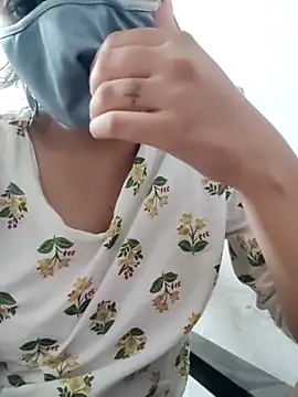 Snapshot of choleorbhature chatting on 09-27-25, 12:54 choleorbhature online show from 09-27-25, 12:54