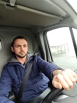 papichulo0099 online show from 11-11-25, 07:41