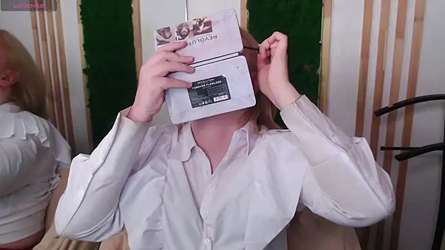 Snapshot of Amanda_Butlerr chatting on 07-09-26, 12:09 Amanda Butlerr online show from 07-09-26, 12:09