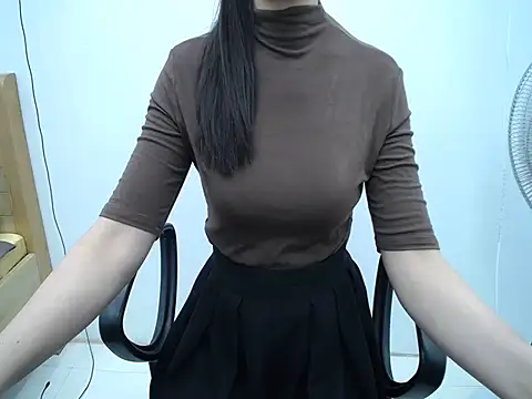 Snapshot of _Lady- chatting on 05-19-26, 06:58 Lady- online show from 05-19-26, 06:58