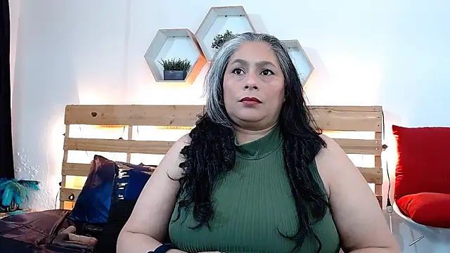 sheila reeves2772 online show from 10-29-25, 03:58