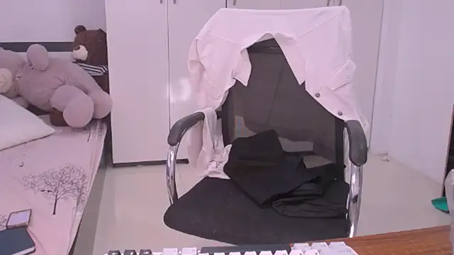 bunny b4nny online show from 10-10-25, 06:34