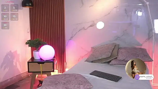 Snapshot of SophieCollins_1 chatting on 02-24-26, 12:03 SophieCollins 1 online show from 02-24-26, 12:03