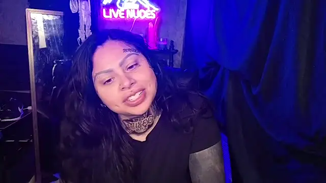 Snapshot of chicanachic13 chatting on 02-22-26, 08:13 chicanachic13 online show from 02-22-26, 08:13