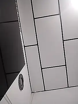 Snapshot of Nahomi_04 chatting on 10-25-25, 11:21 Nahomi 04 online show from 10-25-25, 11:21