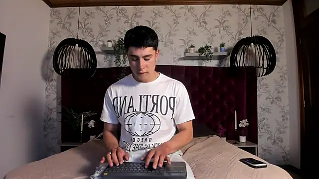 Snapshot of AustinJones_ chatting on 05-05-26, 11:13 AustinJones online show from 05-05-26, 11:13