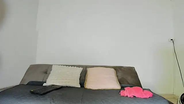 MaddieTease online show from 02-26-26, 08:30