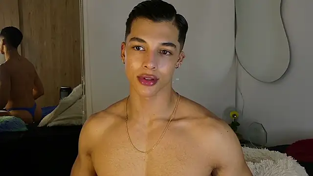 Troye Williams online show from 04-25-26, 12:13