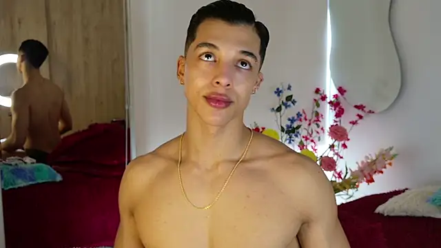 Troye Williams online show from 05-05-26, 02:36