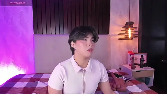 Creamy Angelo online show from 11-02-25, 08:44