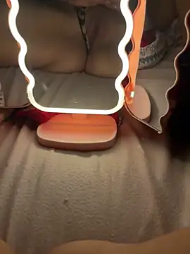 Snapshot of shory233 chatting on 11-26-25, 03:18 shory233 online show from 11-26-25, 03:18