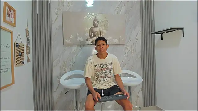 BEAUTY BOYS1 online show from 01-16-26, 07:12