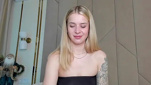 Touch me online show from 12-14-25, 04:23