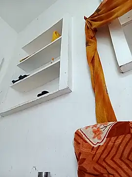 Snapshot of Rubi_sarma chatting on 10-07-25, 08:55 Rubi sarma online show from 10-07-25, 08:55