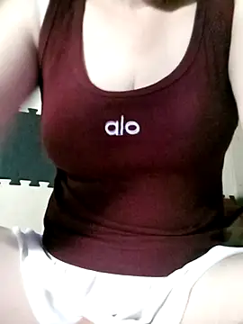 Surrilove online show from 09-24-25, 04:10