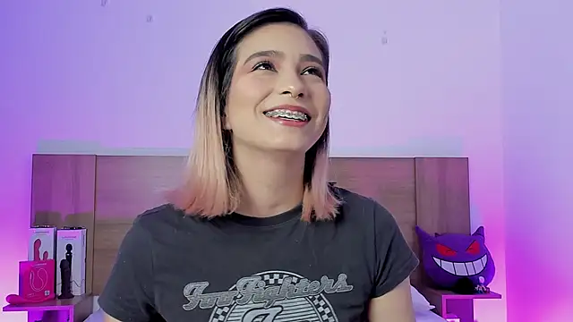 Akatsumi  online show from 11-08-25, 09:13