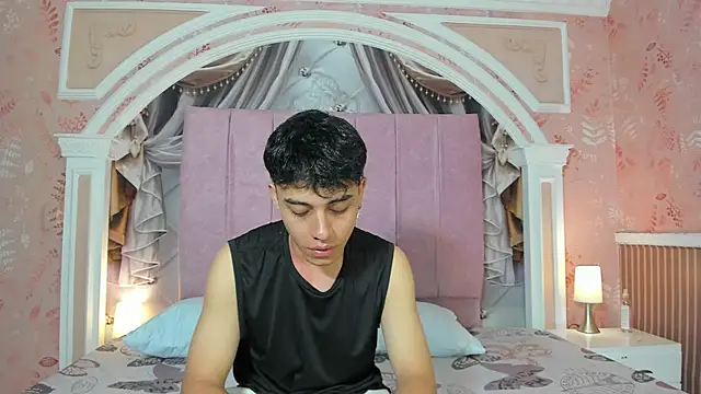 Dani rivass online show from 11-22-25, 11:09