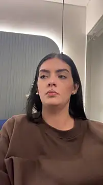 Snapshot of AliceRitter chatting on 06-10-26, 10:19 AliceRitter online show from 06-10-26, 10:19