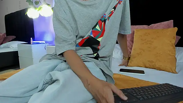 Nascary Fox online show from 09-13-25, 08:08