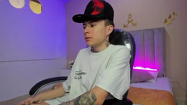 Nascary Fox online show from 02-18-26, 07:32