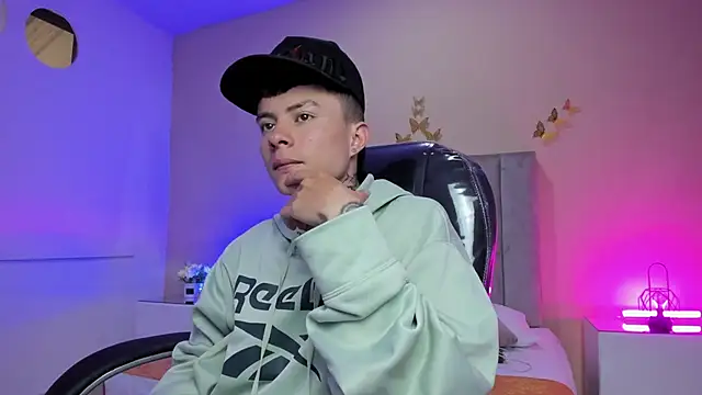 Nascary Fox online show from 03-19-26, 12:42