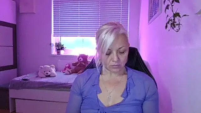 Linsy Kim online show from 11-20-25, 06:46