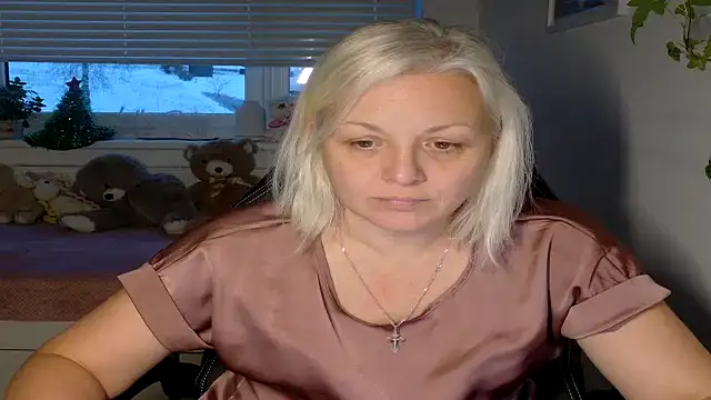 Linsy Kim online show from 02-15-26, 04:36