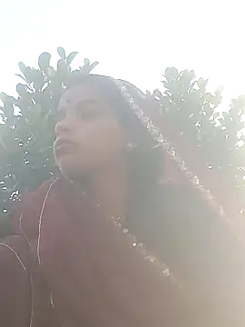 Sheema thakur online show from 10-11-25, 01:49