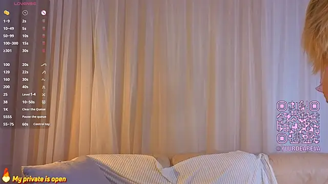 Snapshot of Brittney_Shaw chatting on 06-27-26, 04:12 Brittney Shaw online show from 06-27-26, 04:12