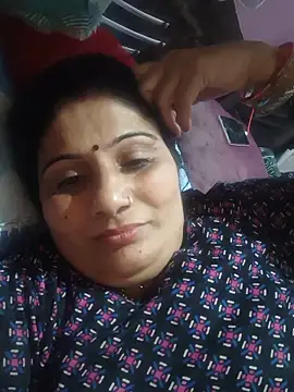 Snapshot of Rakhi99x chatting on 06-05-26, 05:03 Rakhi99x online show from 06-05-26, 05:03